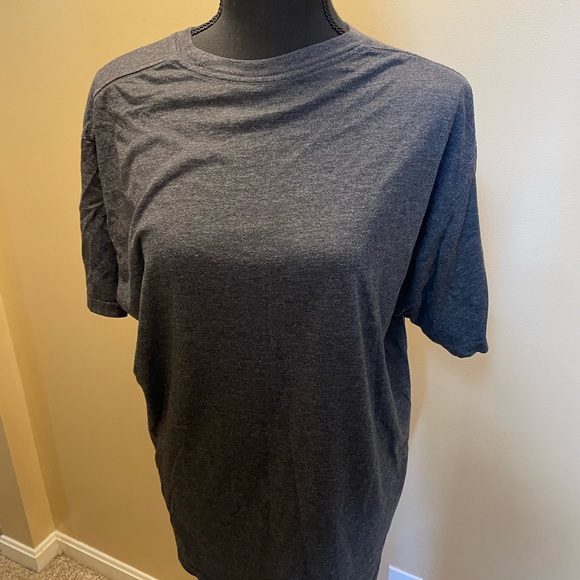 Quick Silver Screen print t shirt - Picture 2 of 3